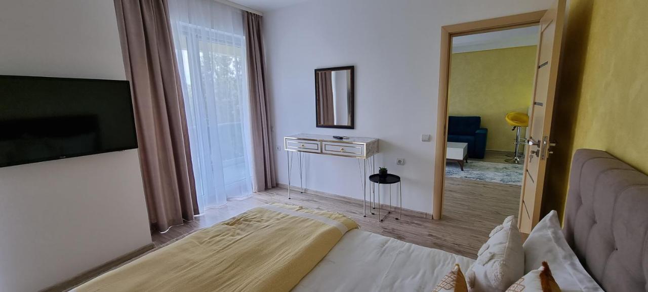 Eral Apartment *